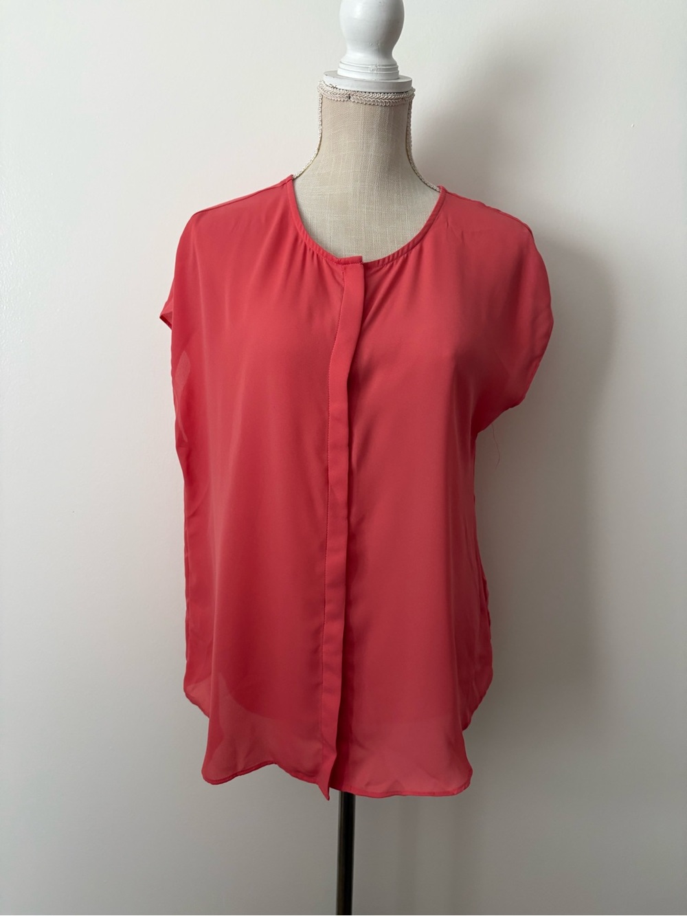 Apt. 9 Coral Pink Cap-Sleeve Hidden-Placket Blouse